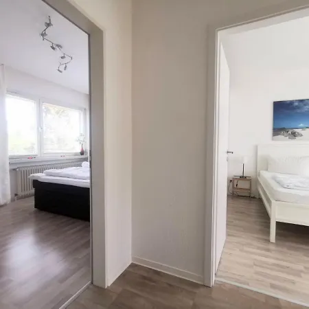 Fahrenhorst 12 - Reihenhaus Nr 23 *